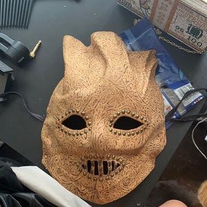 kanye west offstage mask